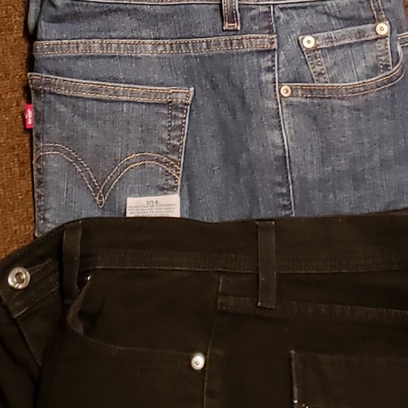 Jeans - Picture 3 of 4